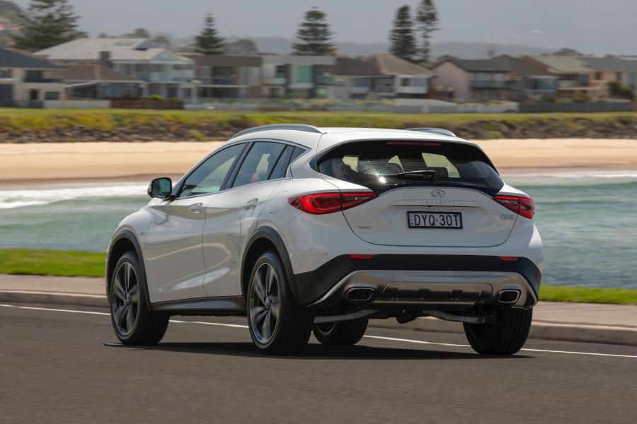  Infiniti QX30 2.0t AWD Sport 2018 года  (AU) (фото 11 из 34)